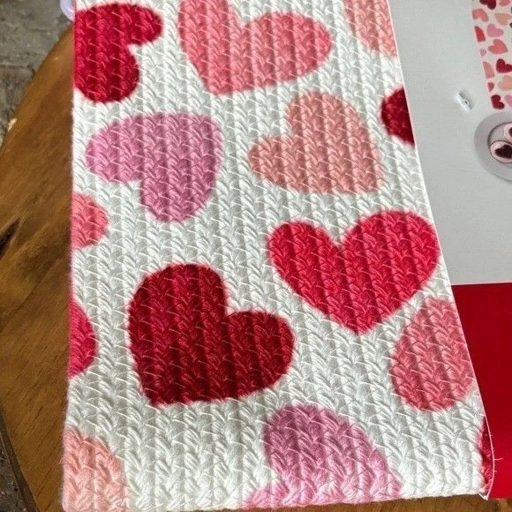 Celebrate Together Valentines Day Heart Table Runner Woven 13